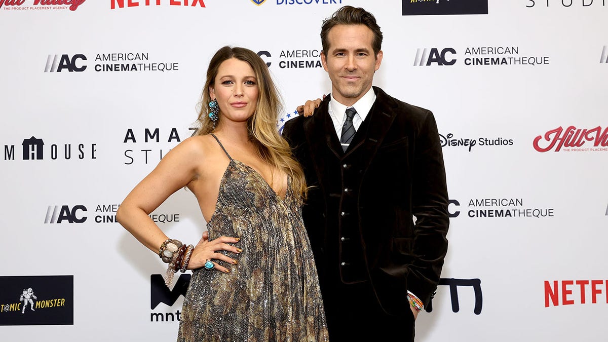 Blake Lively and Ryan Reynolds on red carpet