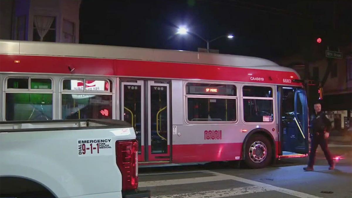 Man hijacks San Francisco Muni bus, assaults driver before hitting 10 vehicles