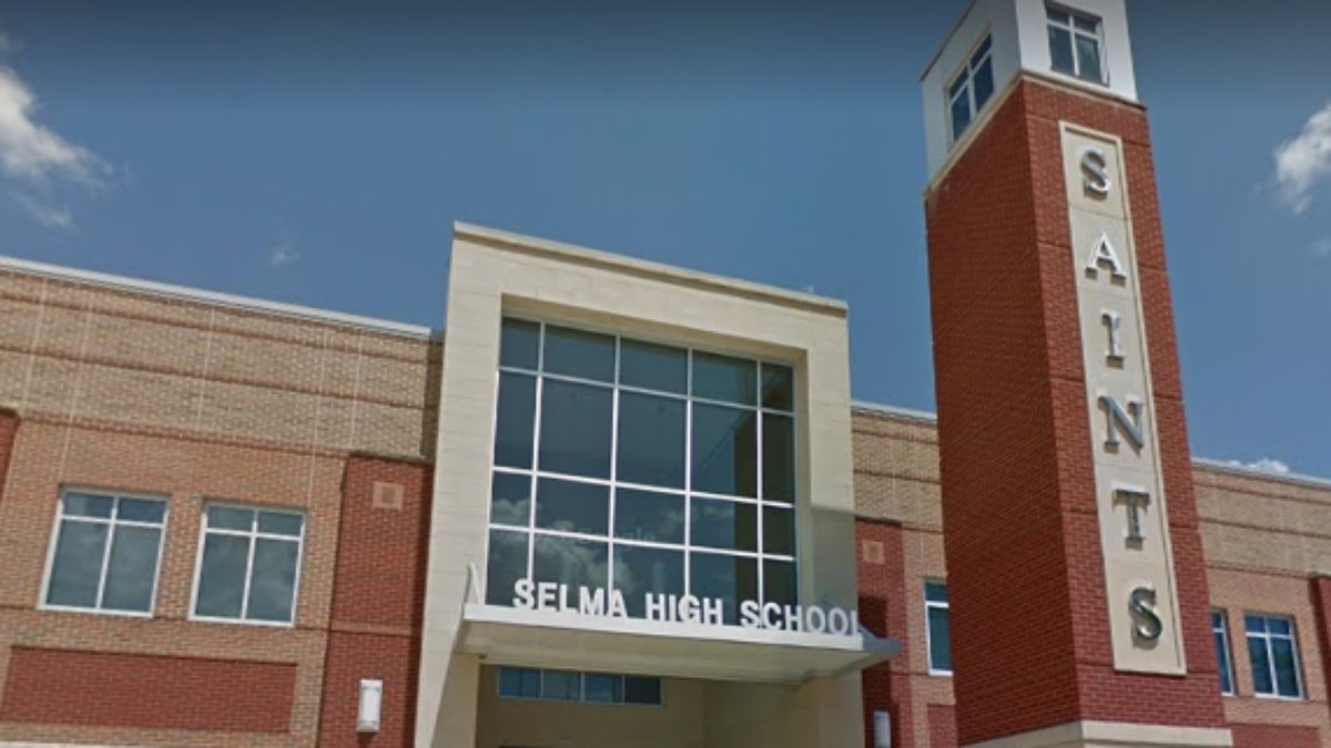 Selma High School exterior