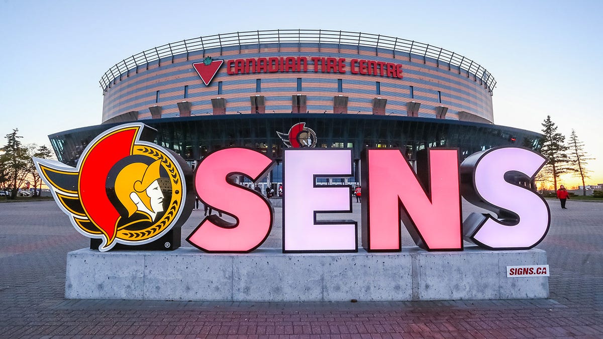 Senators logo