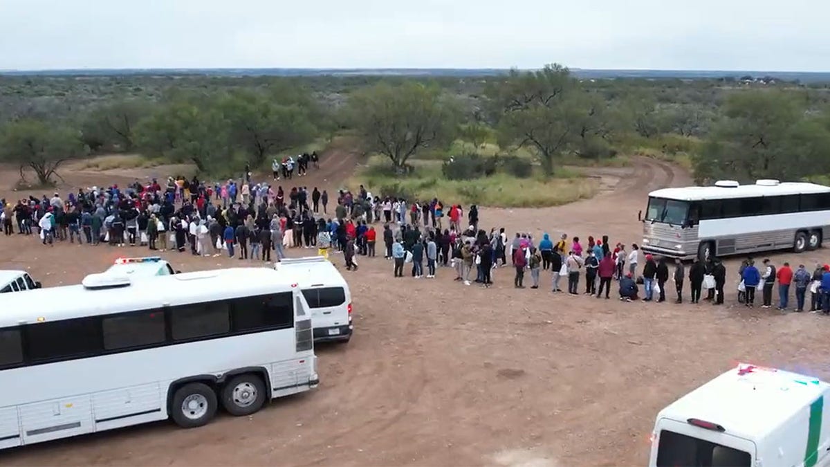 Eagle Pass migrant group