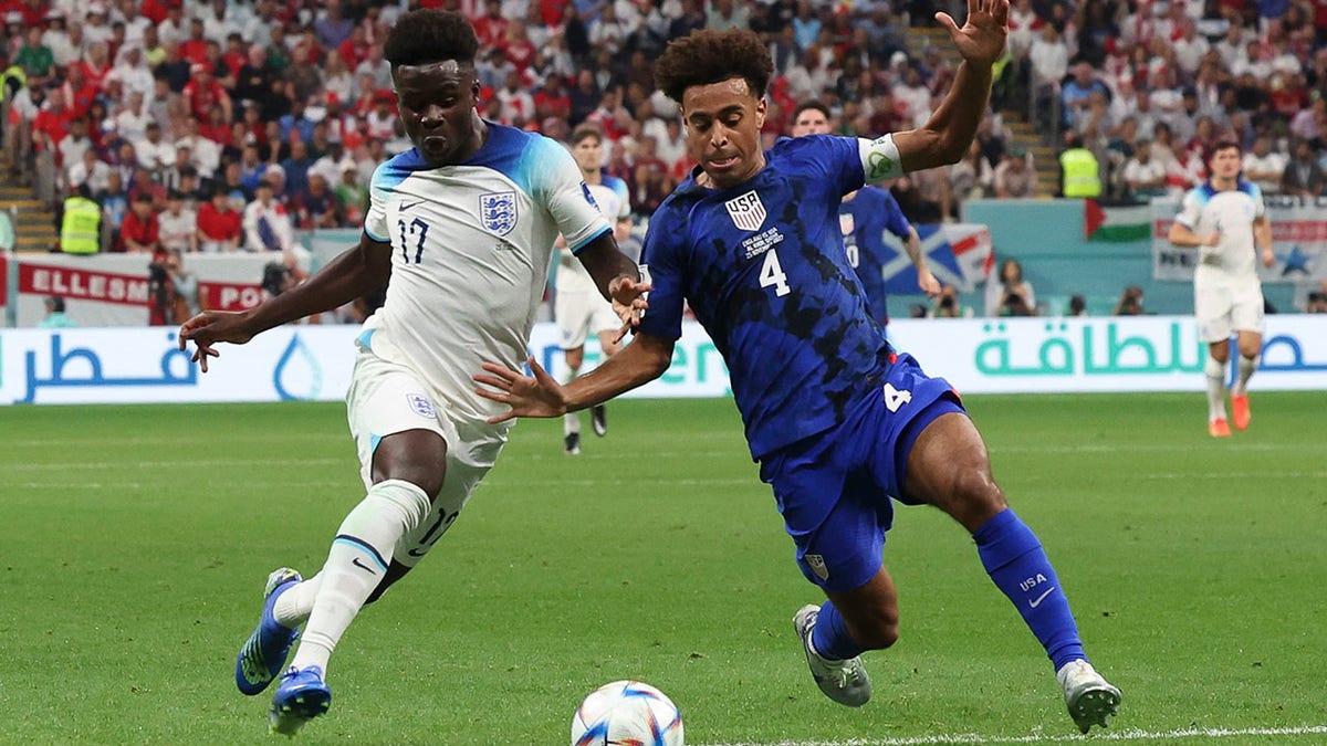 US Frustrates England Again At a World Cup in 0-0 Draw - Bloomberg