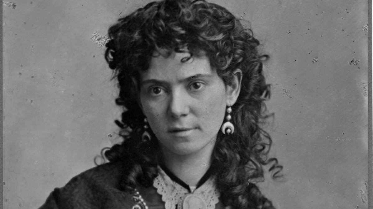 portrait of Vinnie Ream Hoxie, sculptor