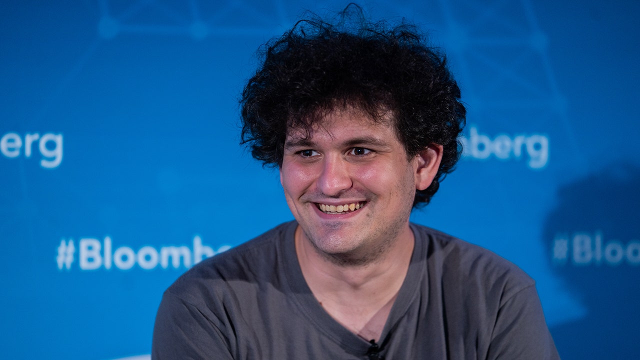 Troubled crypto boss Sam Bankman-Fried, who lost $15B in a week, funneled  millions to Dems, far-left causes