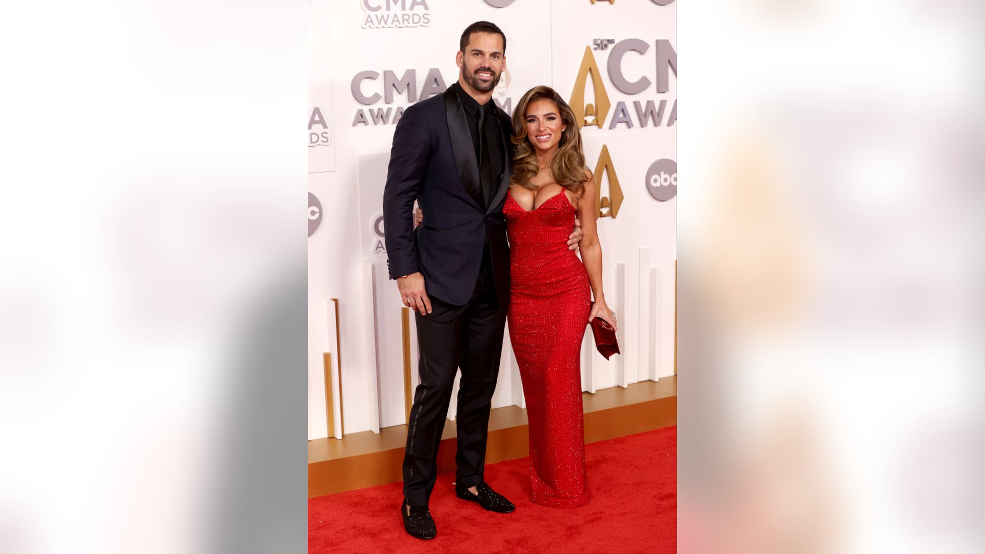 eric jessie james decker cmas red carpet