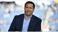 ESPN star imitates Kirk Cousins' shirtless plane dance in cringeworthy moment