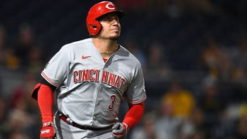 Ex-MLB star Asdrubal Cabrera clocks opposing player who hit home run, sparking wild brawl in Venezuelan league