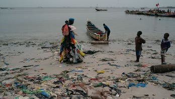 'Plastic Man' has a mission: Cleaning up Senegal