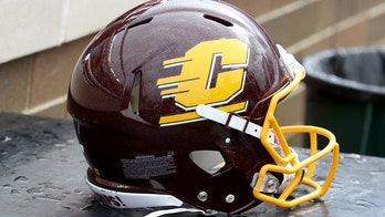 Central Michigan's Bert Emanuel Jr lifts Chippewas to win with electrifying touchdown runs, 293 rushing yards