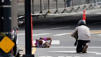 NYC Marathon men's race leader collapses as Evans Chebet finishes in first