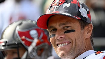 Tom Brady hints at another NFL comeback in shirtless selfie on Instagram