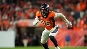 NFL trade deadline: Dolphins acquire Bradley Chubb from Broncos for Chase Edmonds, draft picks