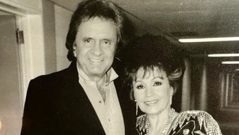 Johnny Cash’s sister says the ‘Man in Black’ gave 'his heart back' to God before his death: 'There is hope'