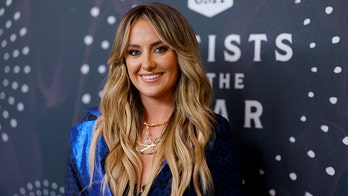 Lainey Wilson details what it’s like filming ‘Yellowstone,’ being recognized after 11 years in country music