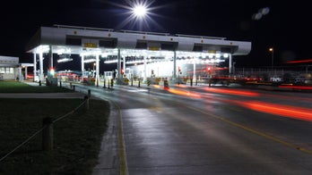 Texas man sentenced to prison for smuggling 124 migrants in sealed tractor-trailer