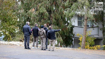 Idaho police expanding crime scene at site of college students' murders