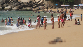 Mexico beachgoers at popular tourist area find 3 dead bodies with torture marks washed ashore