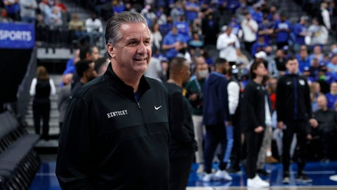 Kentucky's John Calipari hooks up coal miner who went viral with VIP treatment for Wildcats game