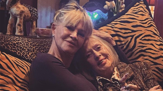 Melanie Griffith shares sweet photo with mother Tippi Hedren, 92: 'Thankful that my Mom is still here with us'