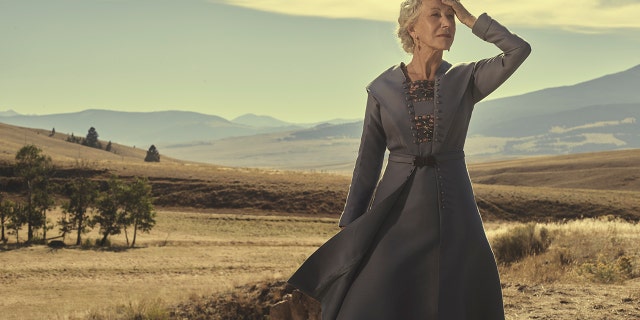 Helen Mirren stares off into the distance as Cara Hutton in "1923"