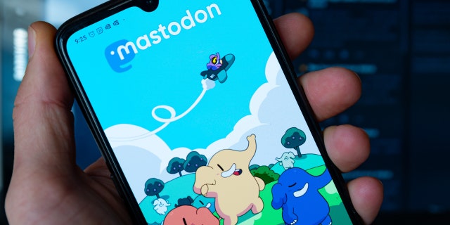 SPAIN - In this photo illustration, the Mastodon homepage is seen displayed on a mobile phone screen. It has been reported that more than 200,000 new users flocked to the social media app after the takeover of Twitter by Elon Musk. 