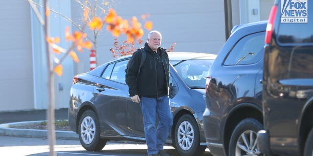 Members of the FBI team arrive in Moscow, Idaho at the Thanksgiving Police Department after joint murders.