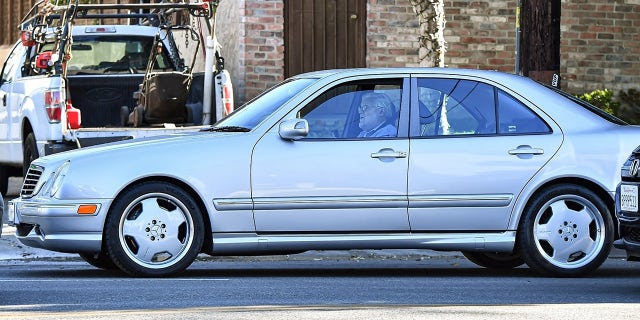 Jay Leno gets behind the wheel of a 2002 Mercedes-Benz one day after leaving the burn center.