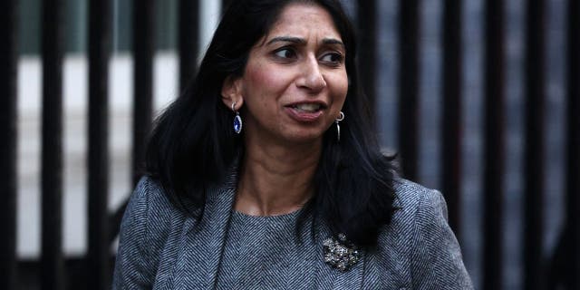 Britain's Home Secretary Suella Braverman arrives for the weekly cabinet meeting at 10 Downing Street in London on October 18, 2022. - Embattled UK Prime Minister Liz Truss apologised for going "too far too fast" with reforms that triggered economic turmoil, but vowed to remain leader despite a series of humiliating climbdowns.