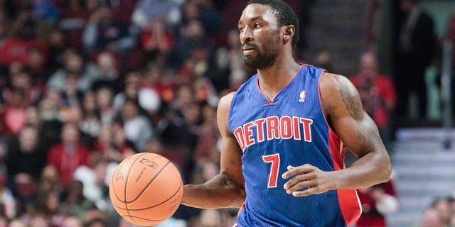Ben Gordon #7 of the Detroit Pistons dribbles the ball against the Chicago Bulls at the United Center on Oct. 30, 2010, in Chicago, Illinois. 