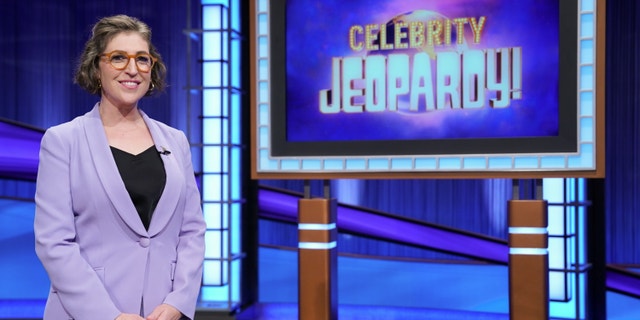 Mayim Bialik hosts the game show "Jeopardy!"