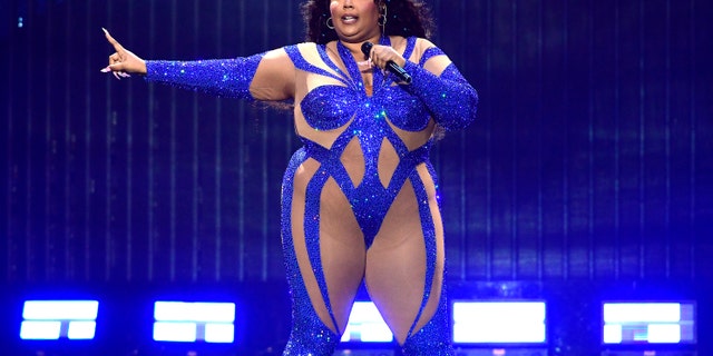 Lizzo wurde bei den 65. Grammy Awards für das Album, die Schallplatte und den Song des Jahres nominiert. 