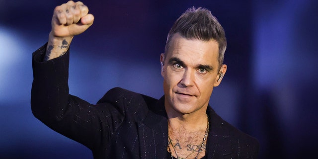 Robbie Williams defended his decision to perform in Qatar for the World Cup.