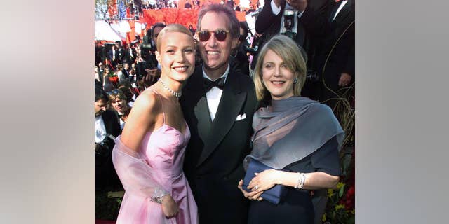 Gwyneth Paltrow poses with Blythe Danner and her late father, Bruce Paltrow.