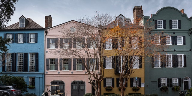 Historic Charleston housing and architecture during the Christmas festivities along Rainbow row, South Carolina. 
