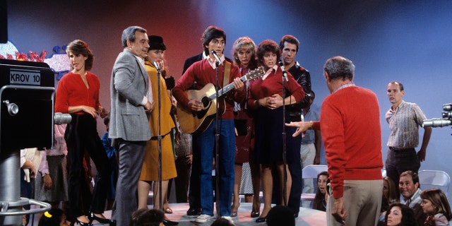 The "Happy Days" cast has maintained a strong bond over the years.