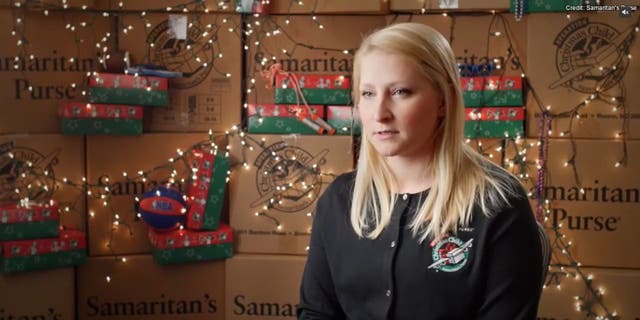 A própria Elizabeth Groff distribuirá a 200.000.000ª caixa de sapatos da Operação Christmas Child este ano – oferecendo esperança a uma criança carente.  Ela compartilhou seus pensamentos sobre doações com a Fox News Digital. 