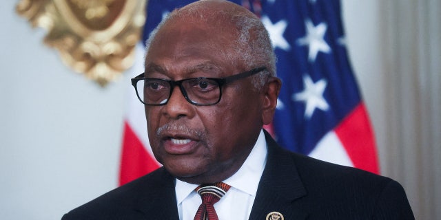 Democratic U.S. Rep. James Clyburn of South Carolina, running for re-election to the U.S. House of Representatives in the 2022 U.S. midterm elections, speaks during a signing ceremony where President Joe Biden signed "The Inflation Reduction Act of 2022" into law in the State Dining Room of the White House in Washington, U.S. August 16, 2022. (REUTERS/Leah Millis/File Photo)