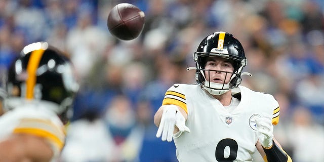 Pittsburgh Steelers quarterback Kenny Pickett, #8, throws during the first half of an NFL football game against the Indianapolis Colts, Monday, Nov. 28, 2022, in Indianapolis.