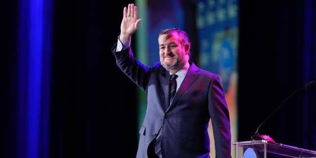Sen. Ted Cruz, R-Texas, walks on stage before speaking at an annual leadership meeting of the Republican Jewish Coalition Saturday, Nov. 19, 2022, in Las Vegas. 