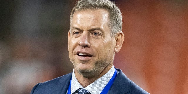 NFL Hall of Fame quarterback Troy Aikman before the game between the Cleveland Browns and the Denver Broncos at FirstEnergy Stadium in Cleveland Oct. 21, 2021.