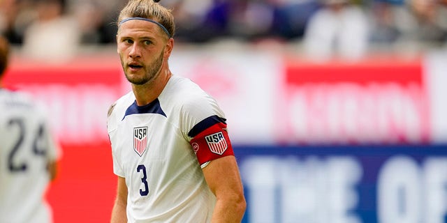 Walker Zimmerman of USA looks on during the international friendly match between Japan and United States at Merkur Spiel-Arena on September 23, 2022 in Duesseldorf, Germany. 