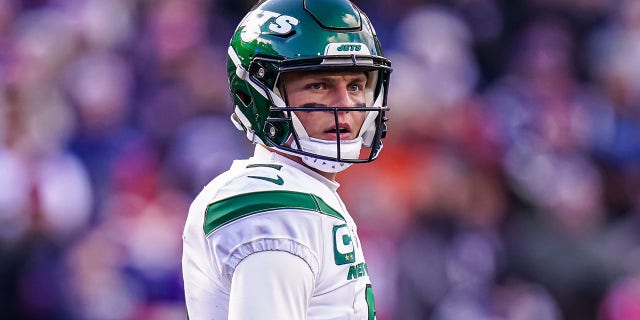 New York Jets quarterback Zach Wilson, #2, on the field against the New England Patriots in the first half at Gillette Stadium in Foxborough, Massachusetts, Nov. 20, 2022.