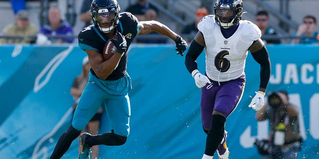 Trevor Lawrence leads Jaguars to stunning victory over Ravens with late ...