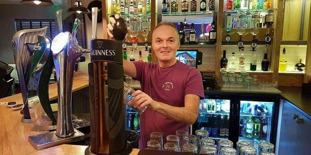 Hold my beer: Bar owner sprints after runaway keg barrels in hilarious video Dan McCallion owns a bar in Northern Ireland. He had been keeping his empty keg barrels outside the bar for pickup.