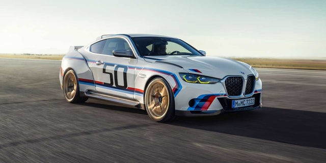 The 3.0 CSL is equipped with a 540 hp inline six-cylinder engine.
