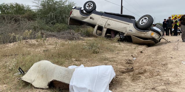 Texas Car Crash 12 People Ejected In Wreck Involving Human Smuggling One Person Dead 9567