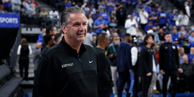 Head coach John Calipari of the Kentucky Wildcats during the warm-up before the CBS Sports Classic against the North Carolina Tar Heels at T-Mobile Arena on December 18, 2021, in Las Vegas.