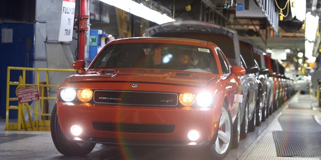 La Dodge Challenger est entrée en production en 2008.