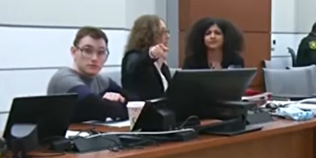 Het is onduidelijk waarom de Florida Bar Curtis onderzoekt.