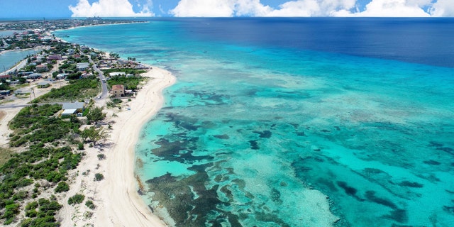 Vacation in Gran Turk - Aerial Touring Turks and Caicos Island Getaway